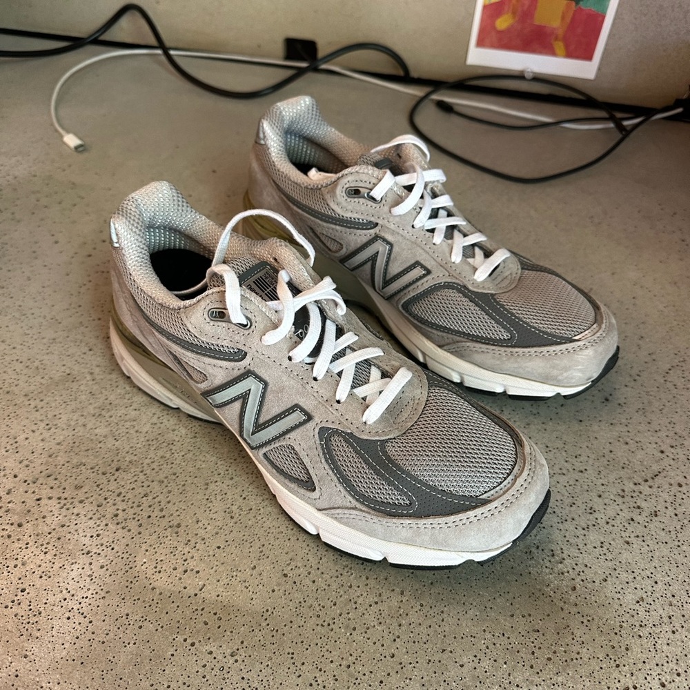 New Balance 990